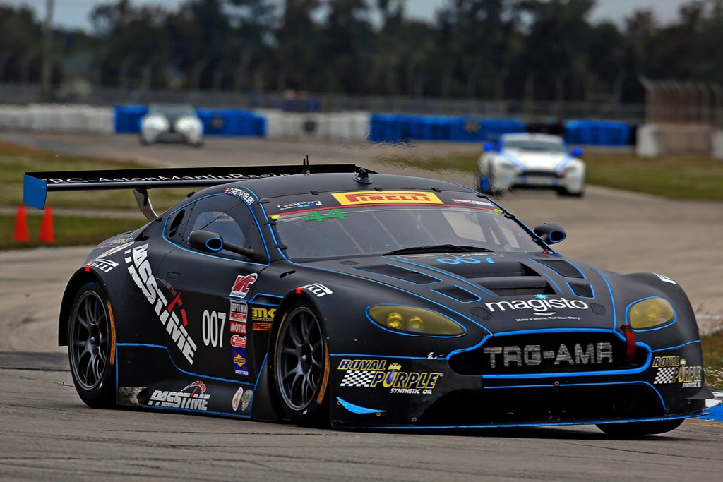 Christina Nielsen ved den seneste test på Sebring i 2014. Bilen kommer i ny bemaling for sæsonen 2015
(Foto: TRG-AMR)